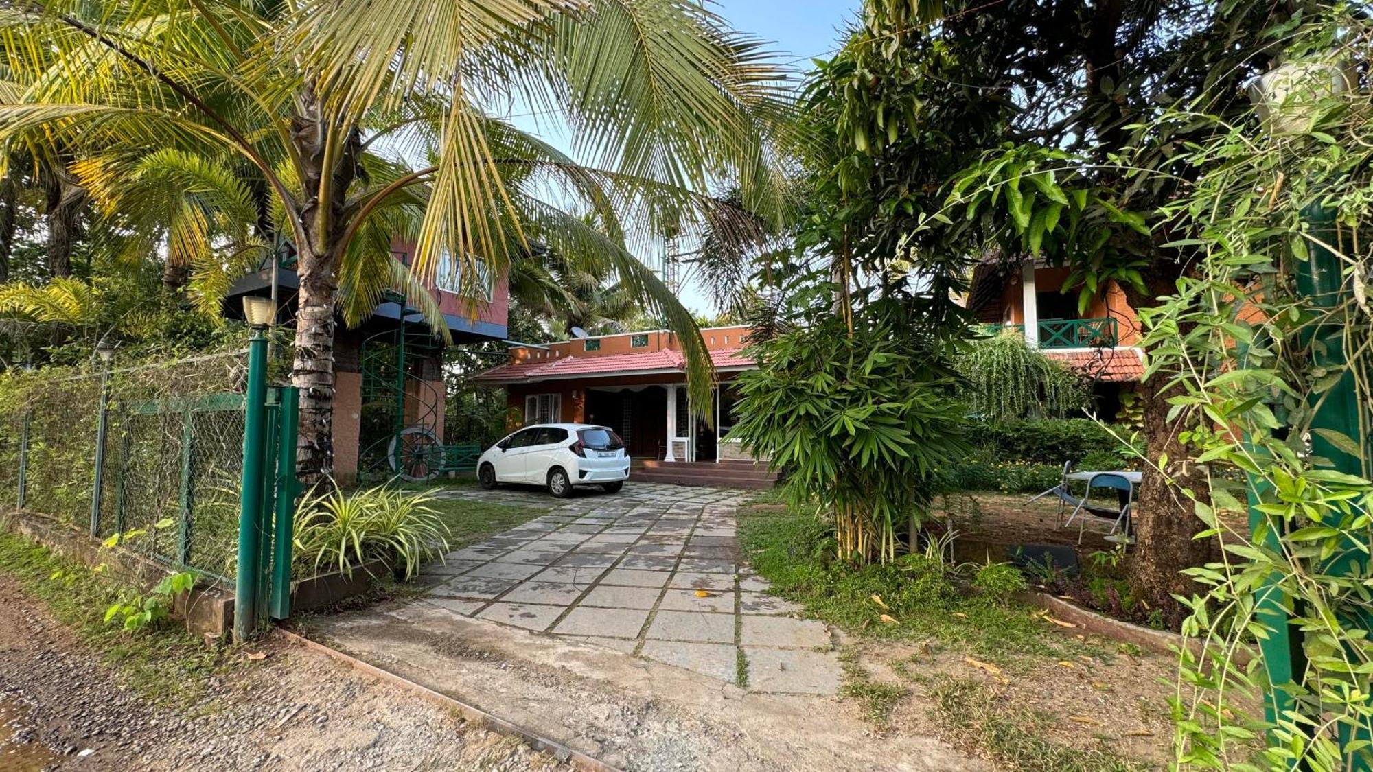 Garggi Kumarakom Village Homestay Exterior photo