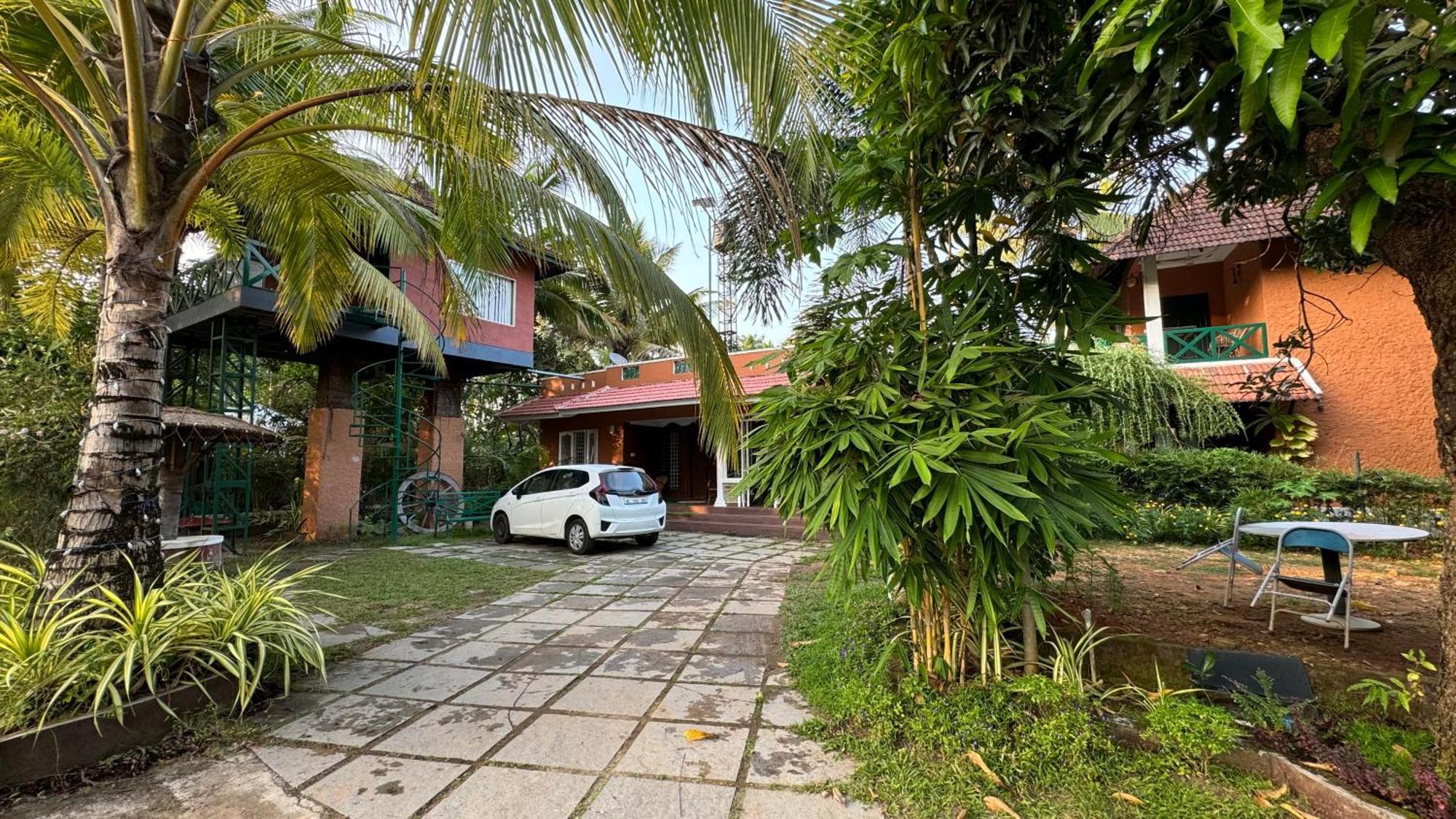 Garggi Kumarakom Village Homestay Exterior photo