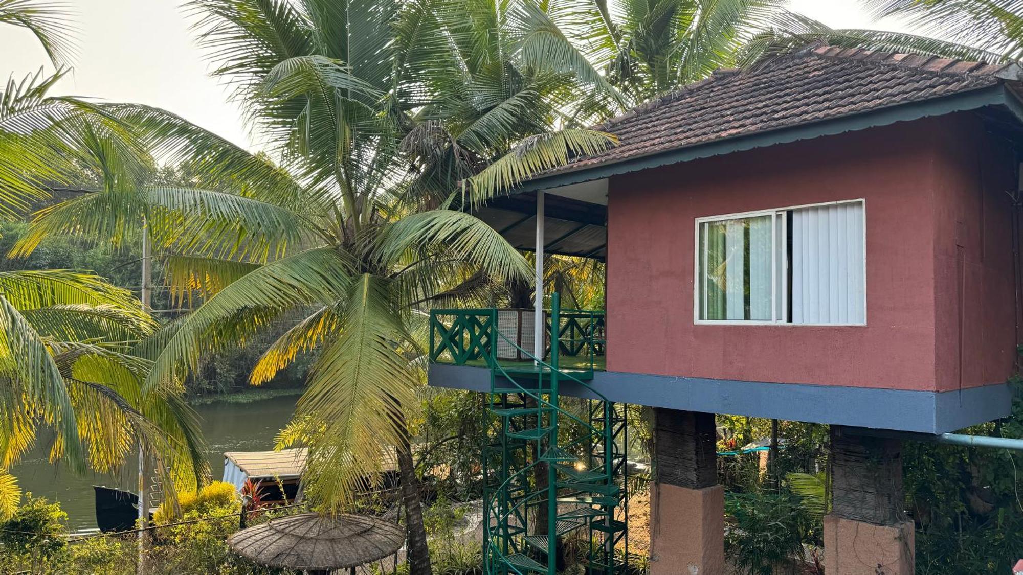 Garggi Kumarakom Village Homestay Exterior photo